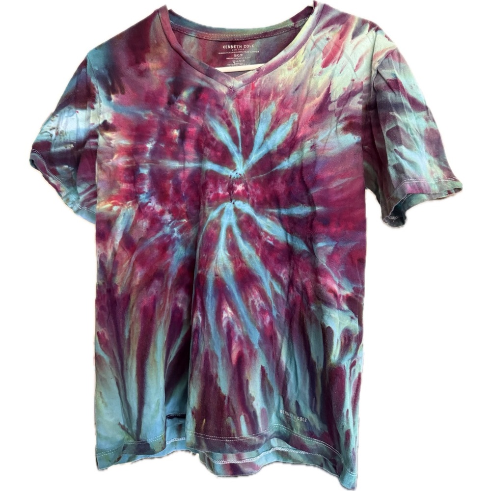 New Vibrant Tie-Dye v-neck Shirt